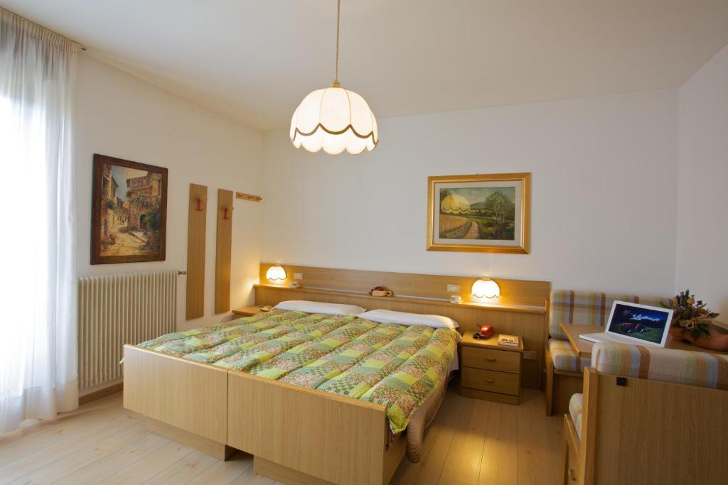 Albergo Bellaria كارانو الغرفة الصورة